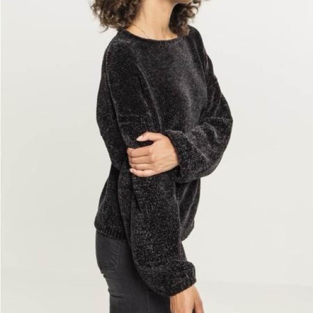 Lord & Taylor black chenille oversized sweater - Picture 2 of 6